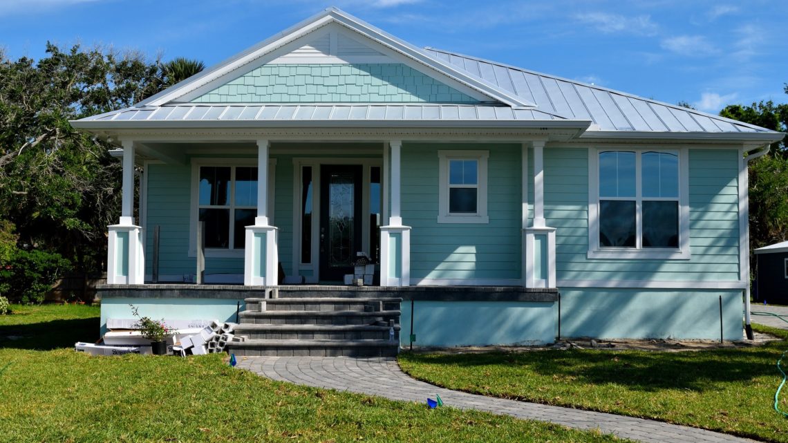 Projets de rénovation : installer une porte d’entrée vitrée
