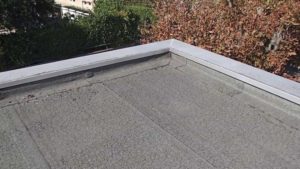 Comment détecter une fuite sur un toit plat